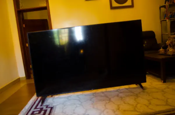 LG TELEVISION FOR SALE - Image 2